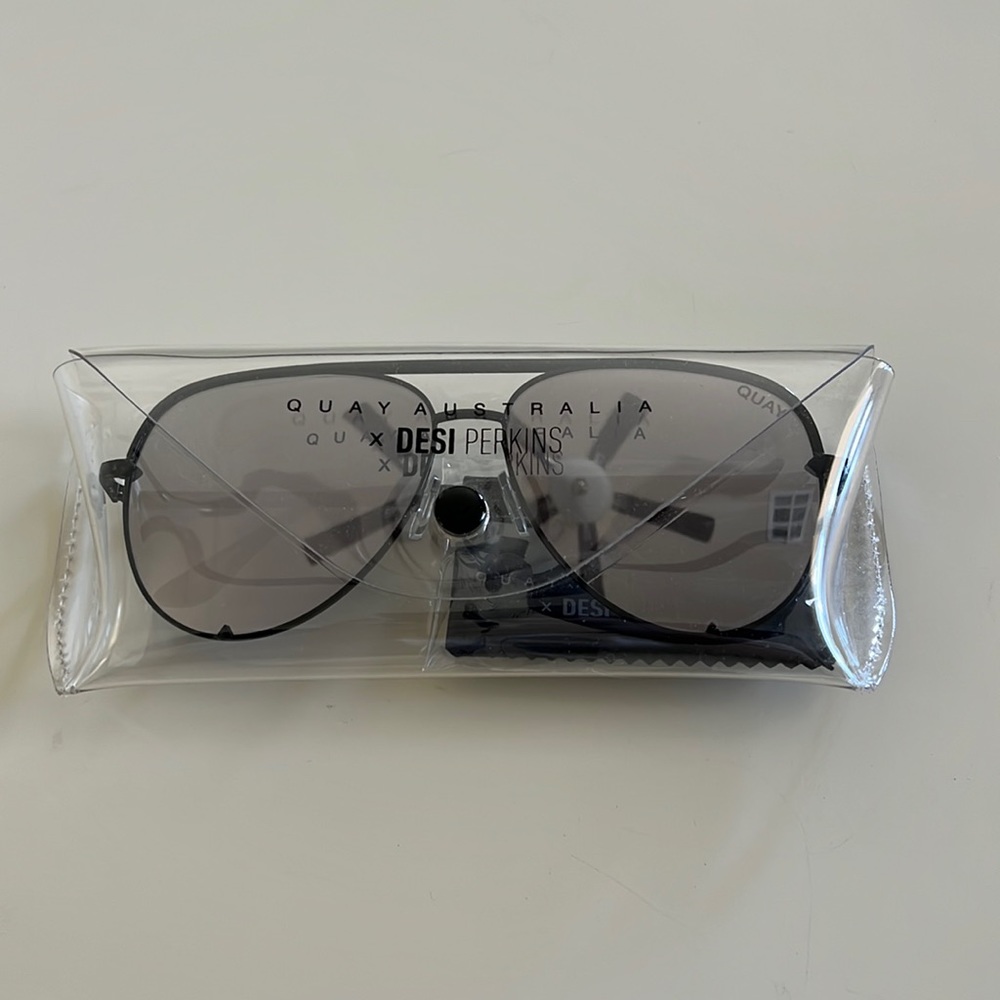 Quay x Desi Perkins - high key sunglasses